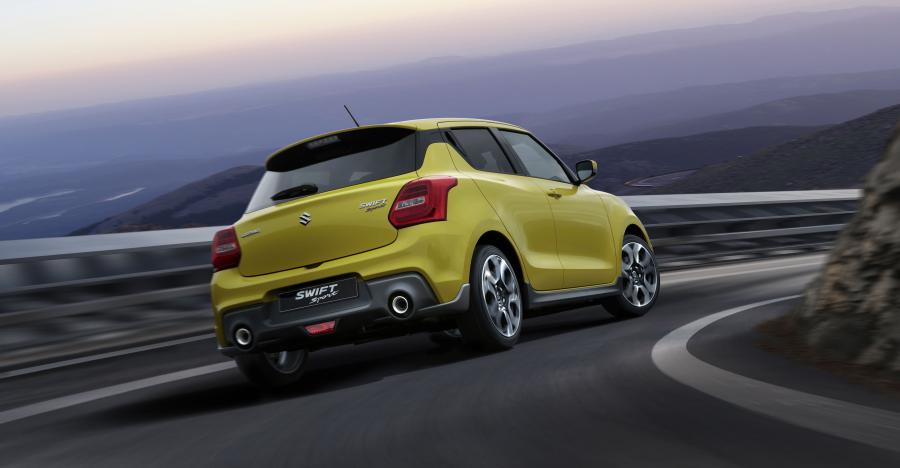  Suzuki Swift Sport 2017 года  (WW) (фото 7 из 48)